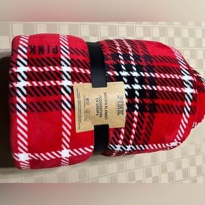 NEW Victoria’s‎ Secret Pink Sherpa Plaid Red Green Black Blanket 50” x 60” $68